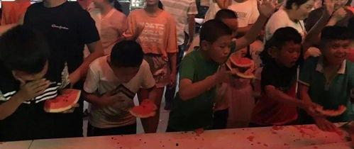 网红吃瓜群众图片真实 第2张 网红吃瓜群众图片真实 第2张